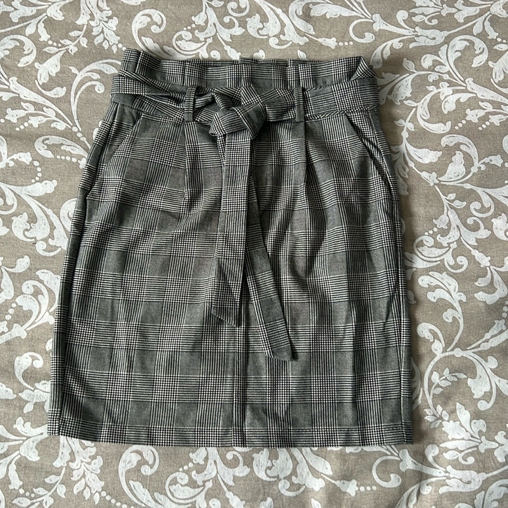 Vera Moda grey plaid mini skirt